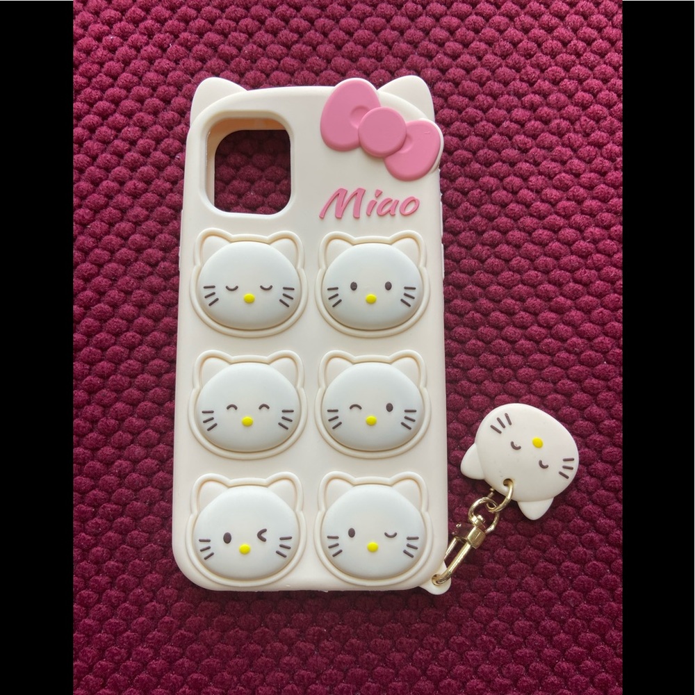 MIAO Beige IPhone 11 Pro, 11, & XR Silicone Case
